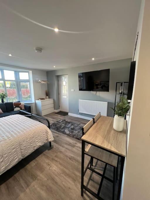 Abbotsbury 1 Bed Studio Opposite Uwe Free Parking Bristol Ngoại thất bức ảnh